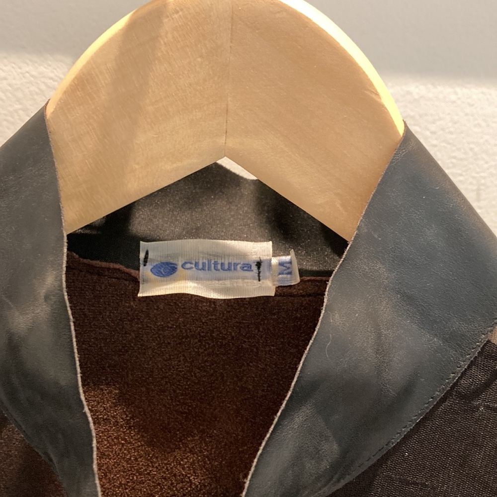 Vintage 90s mesh faux leather and faux suede top - Picture 2 of 6